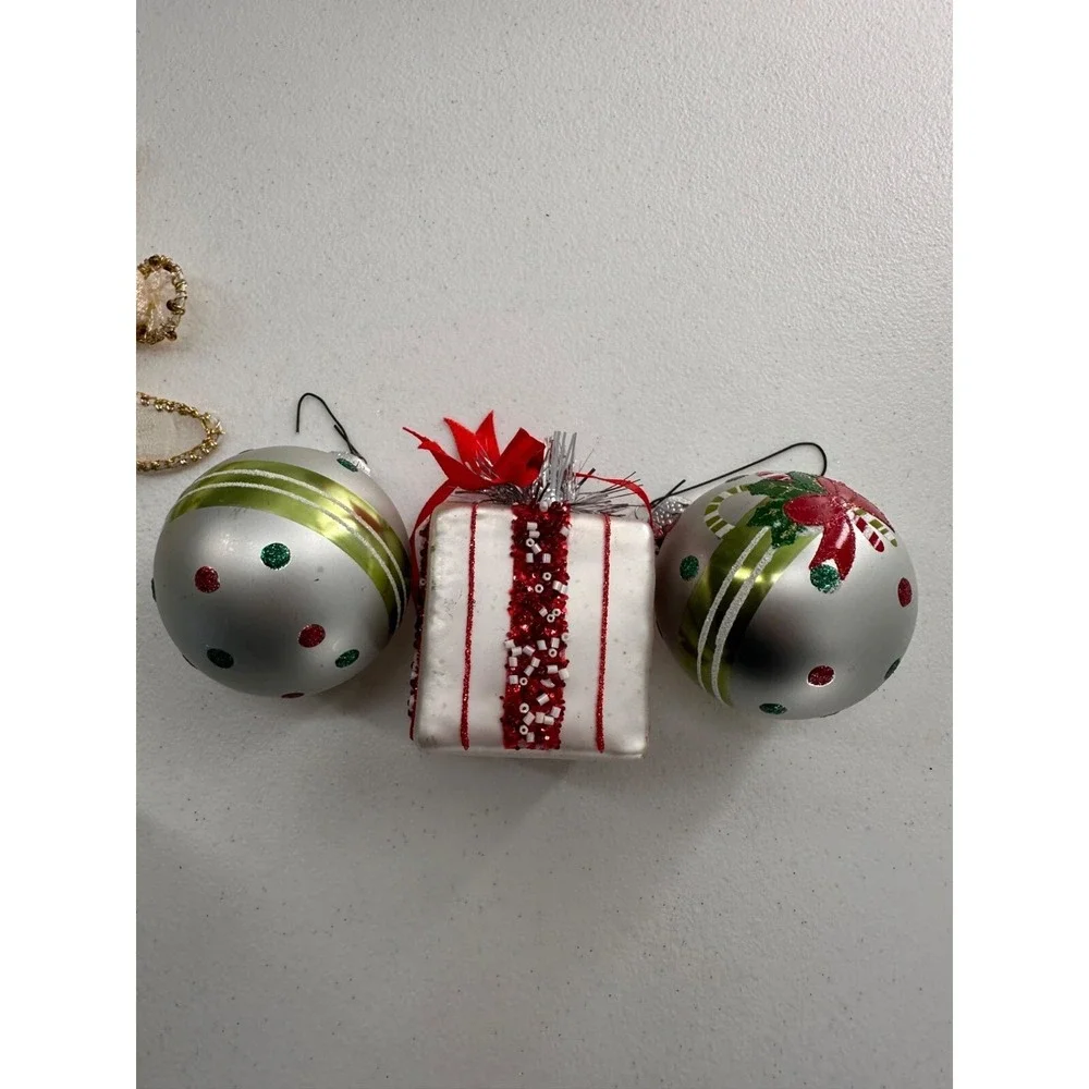 Christmas Ornament Set: Angel Snowman‎ & Cherub Ball Ornaments Gift Box Disney